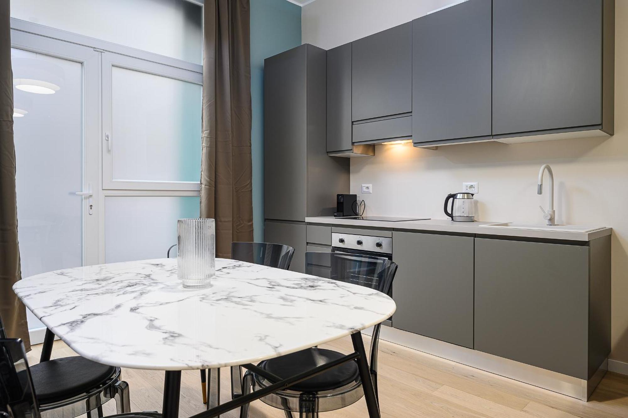 Appartamento In Porta Garibaldi & Chinatown - Center Well Connected Milano